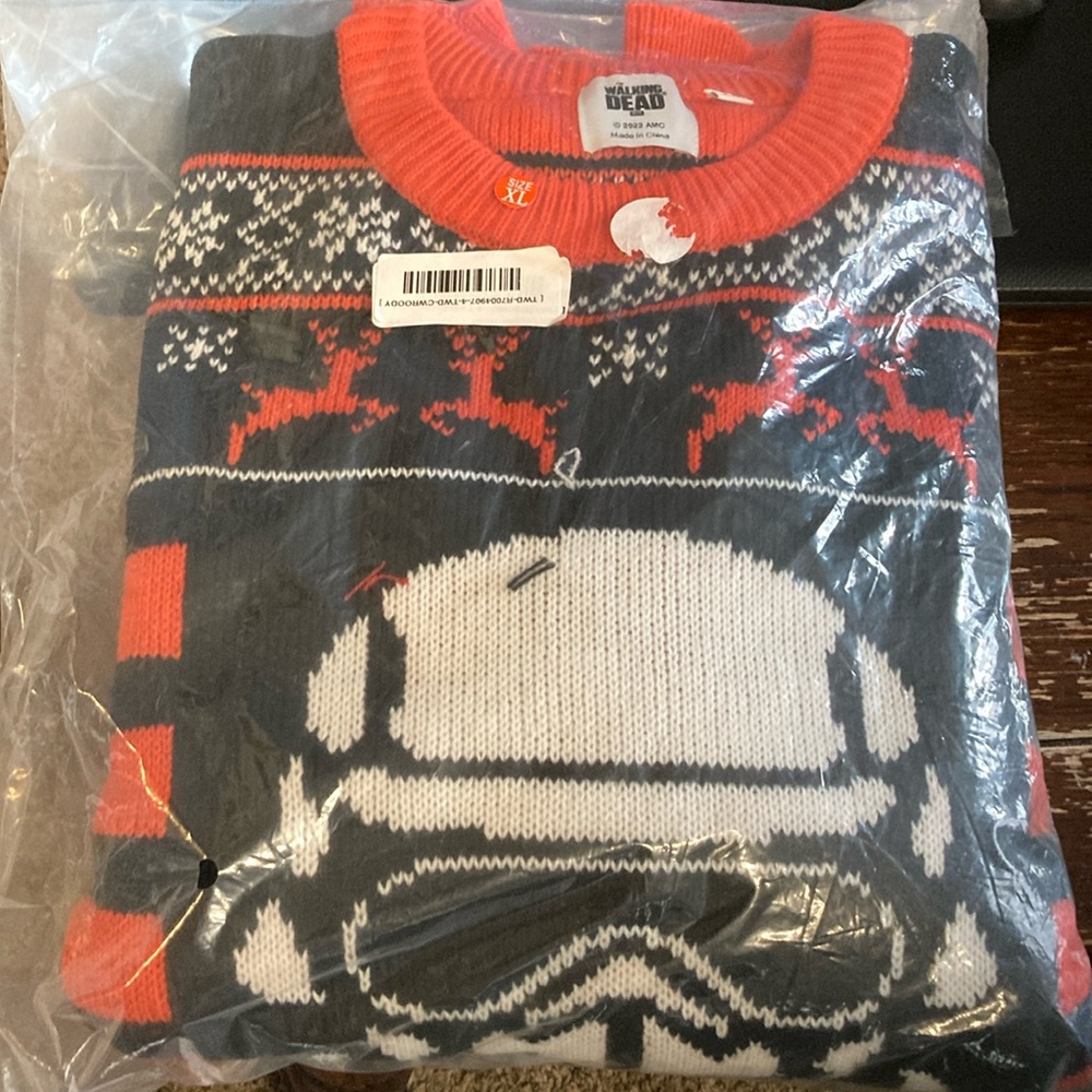 NIP Walking dead ugly sweater size XL , never worn . See pictures